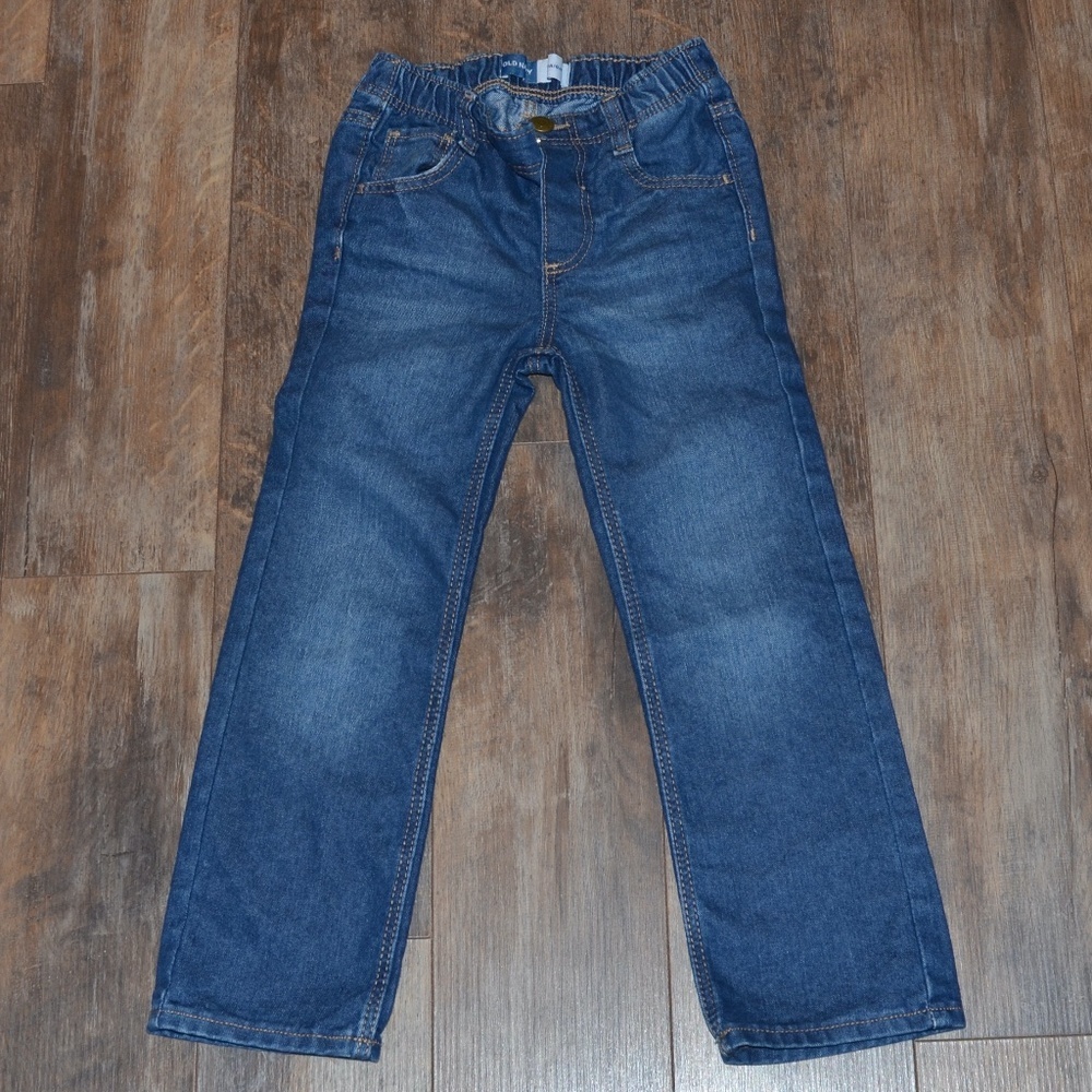 Old Navy Straight Legged Jean